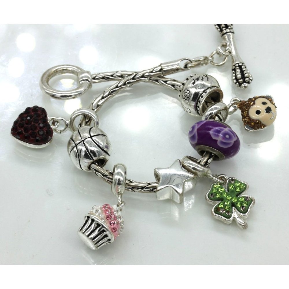 DaVinci charm bracelet w/8 charms rhinestones ice cream cone, heart, monkey 7"